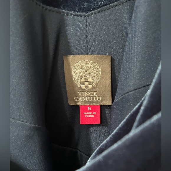 Navy Blue velvet Vince Camuto dress in a size 6 - Picture 2 of 3